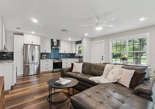 5th image of 530 W Par St, ORLANDO, FL 32804