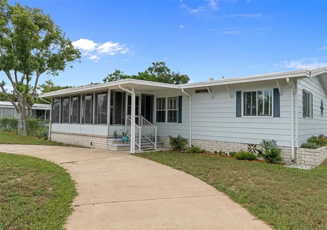 3rd image of 8090 Little Tee Ln, Brooksville, FL 34613 | MLS# TB8541257