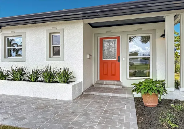 2nd image of 415 Mercado Ave, Orlando, FL 32807 | MLS# O6435639