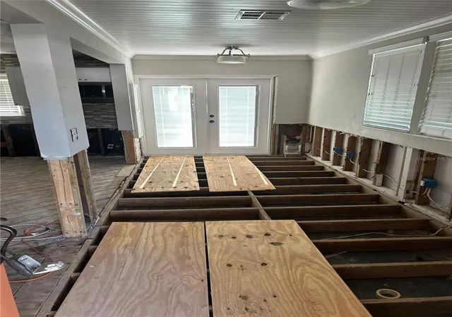 3rd image of 3008 Dupont St S, Gulfport, FL 33707 | MLS# TB8541262