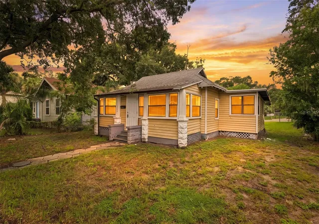 1st image of 1521 12th St S, St Petersburg, FL 33705 | MLS# TB8541263