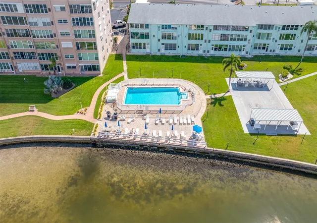 Photo 3 of Condo for sale at 1847 Shore Dr S #509, South Pasadena, FL 33707 | MLS# TB8541268 | Listing updated on 2026-10-09
