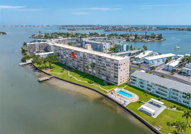Photo 3 of Condo for sale at 1847 Shore Dr S #509, South Pasadena, FL 33707 | MLS# TB8541268 | Listing updated on 2026-10-09