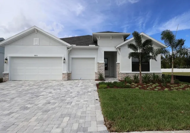 Photo 1 of Single family home for sale at 6811 Heron Meadow Dr, Sarasota, FL 34241 | MLS# TB8541269 | Listing updated on 2026-10-08