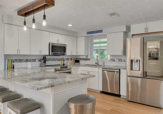 Photo 3 of Single family home for sale at 5030 Overlook Dr, New Port Richey, FL 34652 | MLS# TB8541275 | Listing updated on 2026-08-29