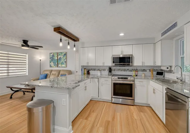 Photo 4 of Single family home for sale at 5030 Overlook Dr, New Port Richey, FL 34652 | MLS# TB8541275 | Listing updated on 2026-08-29