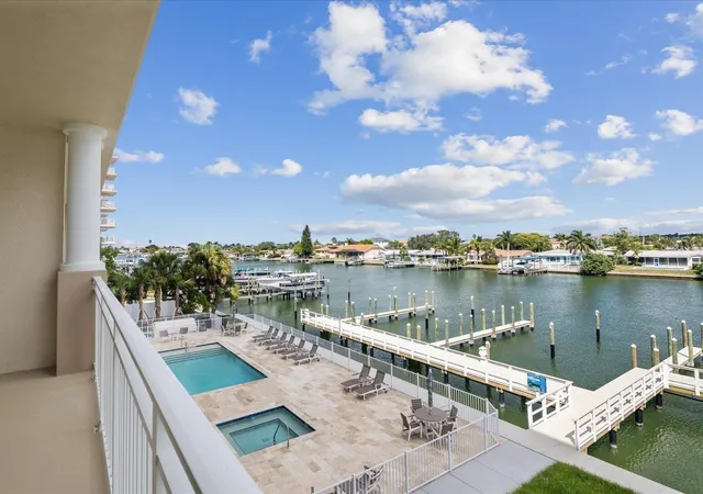 2nd image of 125 Island Wy #305, Clearwater, FL 33767 | MLS# TB8541280