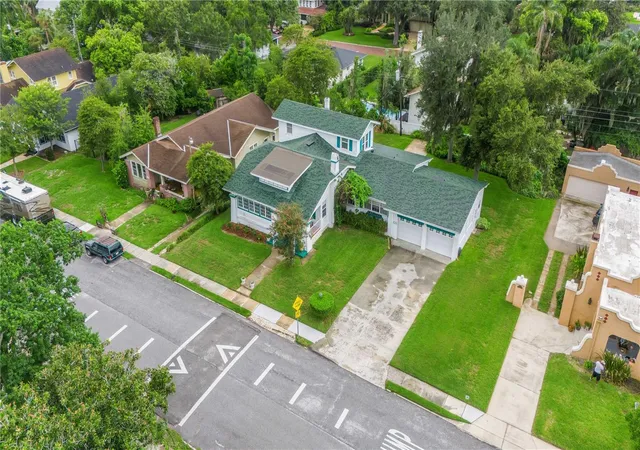 Photo 1 of Single family home for sale at 127 Patten Hts St, Lakeland, FL 33803 | MLS# L4964479 | Listing updated on 2026-09-30