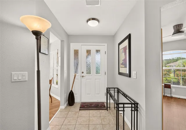 Photo 4 of Single family home for sale at 10045 Sw 91St Pl, Ocala, FL 34481 | MLS# OM730857 | Listing updated on 2026-09-05
