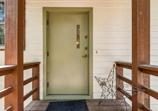 2nd image of 21835 Valhalla Wy, Dade City, FL 33523 | MLS# TB8541295