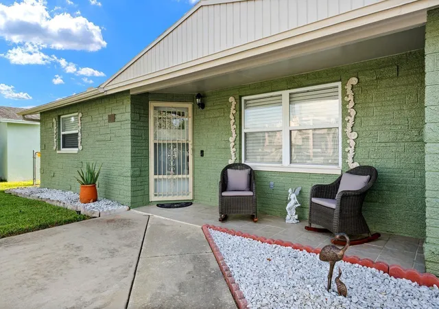 4th image of 8505 Old Post Rd, Port Richey, FL 34668 | MLS# TB8541304