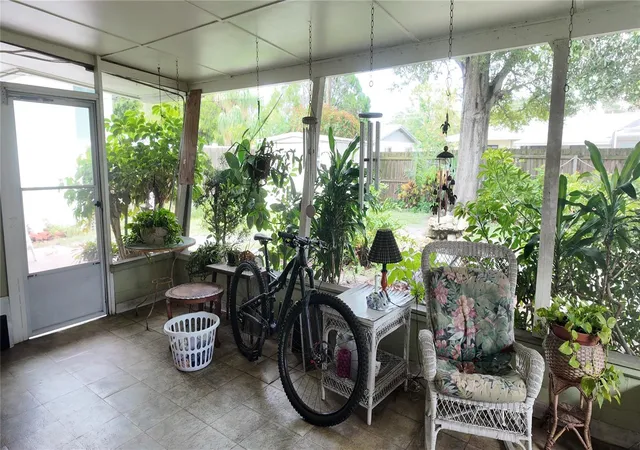 Photo 3 of Single family home for sale at 7485 17th St N, St Petersburg, FL 33702 | MLS# TB8541310 | Listing updated on 2026-10-23