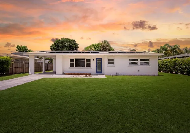 Photo 2 of Single family home for sale at 2253 Goldenrod St, Sarasota, FL 34239 | MLS# A4703724 | Listing updated on 2026-09-16