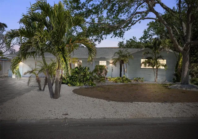 1st image of 10001 S Yacht Club Dr, Treasure Island, FL 33706 | MLS# W7888826