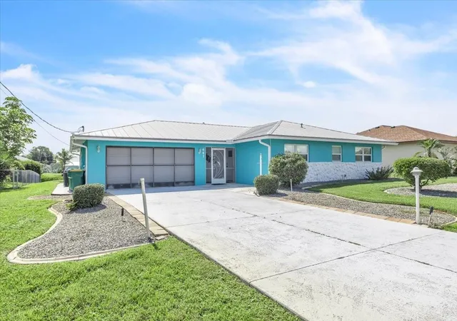 Photo 3 of Single family home for sale at 441 W Tarpon Blvd Nw, Port Charlotte, FL 33952 | MLS# A4703726 | Listing updated on 2026-10-10