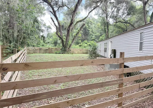 Photo 3 of Sale Pending at 1604 County Road 434B, Lake Panasoffkee, FL 33538 | MLS# G5116784 | Listing updated on 2026-09-30
