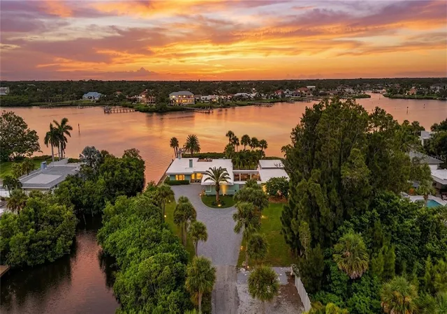 2nd image of 3780 Cutlass Bayou Rd, Nokomis, FL 34275 | MLS# A4703728