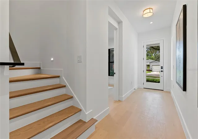 2nd image of 2931 Helen Ave, Orlando, FL 32804 | MLS# O6435673