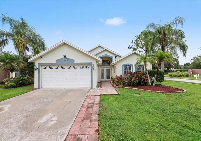 Photo 1 of Single family home for sale at 1102 Vinetree Dr, Brandon, FL 33510 | MLS# TB8541331 | Listing updated on 2026-08-27