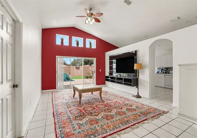 Photo 2 of Single family home for sale at 1102 Vinetree Dr, Brandon, FL 33510 | MLS# TB8541331 | Listing updated on 2026-08-27