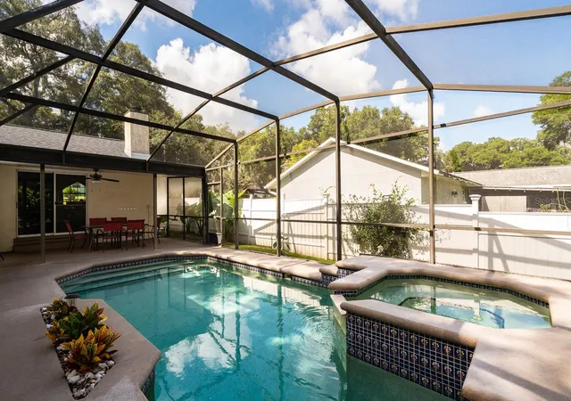 Photo 4 of Single family home for sale at 116 Quail Ridge Ct, Sanford, FL 32771 | MLS# O6435682 | Listing updated on 2026-09-29