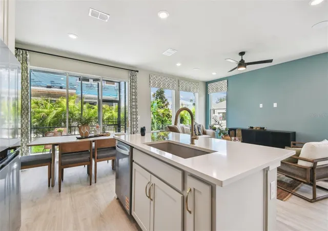 5th image of 10704 Oak Bend Dr, Parrish, FL 34219 | MLS# TB8541342