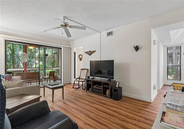 4th image of 35 Fairways Cir #35, Palm Coast, FL 32137 | MLS# O6435698