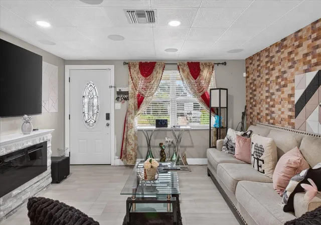 2nd image of 1031 Conoley Ln, Holiday, FL 34691 | MLS# TB8541358