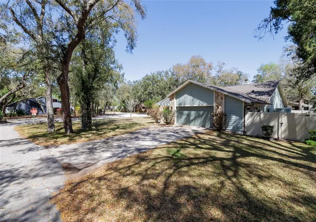 3rd image of 317 Oak Fern Cir, Ormond Beach, FL 32174 | MLS# FC320891