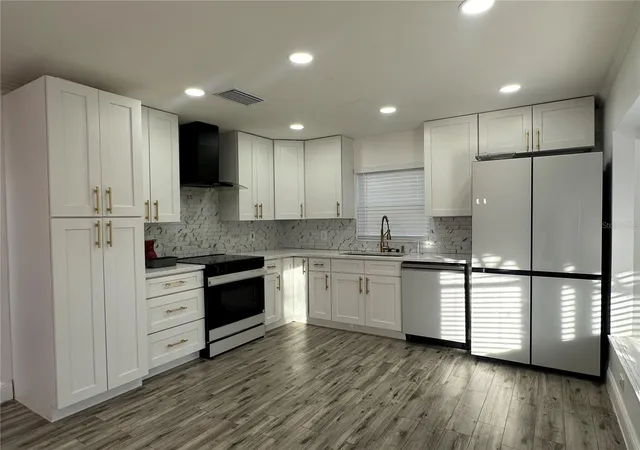Photo 4 of Single family home for sale at 9224 Ventana Ln, Orlando, FL 32825 | MLS# O6435722 | Listing updated on 2026-10-23