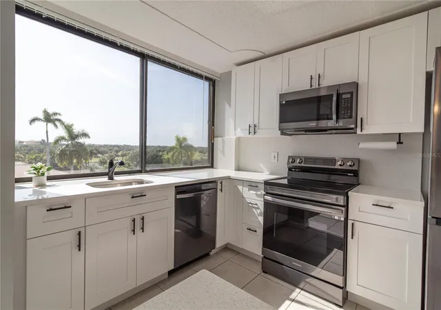 5th image of 1500 Presidential Wy #401, West Palm Beach, FL 33401 | MLS# TB8541383
