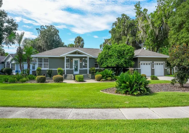 Photo 2 of Single family home for sale at 20368 The Granada, Dunnellon, FL 34432 | MLS# OM730877 | Listing updated on 2026-09-29