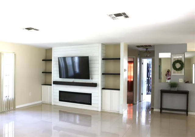Photo 4 of Single family home for sale at 7590 N Caesar Pt, Dunnellon, FL 34433 | MLS# OM730880 | Listing updated on 2026-10-05