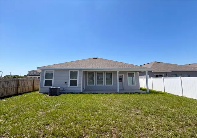 18th image of 347 Puma Loop, Groveland, FL 34736 | MLS# O6435739