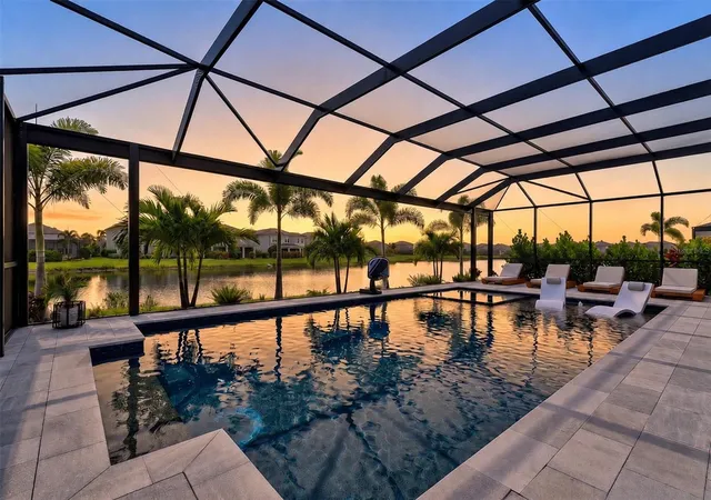 Photo 2 of Single family home for sale at 9297 Tequila Sunrise Dr, Sarasota, FL 34241 | MLS# A4703754 | Listing updated on 2026-10-06