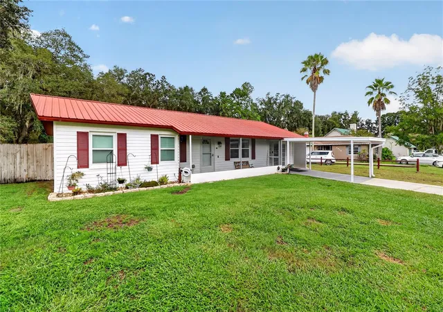 Photo 1 of Single family home for sale at 6312 Sweetwater Dr E, Lakeland, FL 33811 | MLS# O6435743 | Listing updated on 2026-10-20