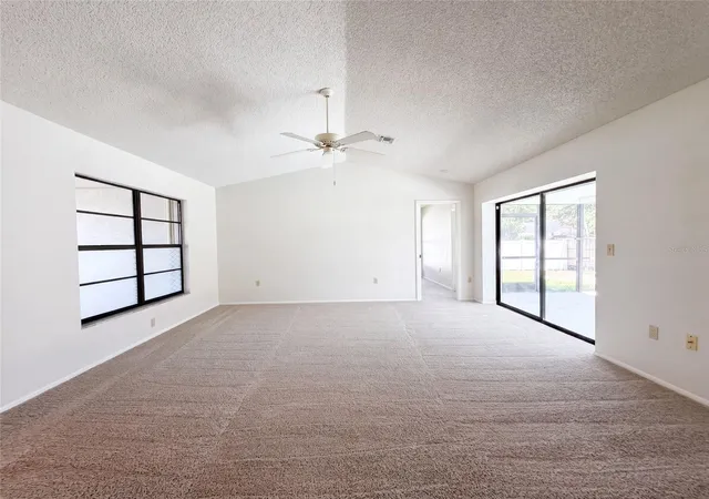 3rd image of 391 Harvard Rd, Venice, FL 34293 | MLS# O6435744