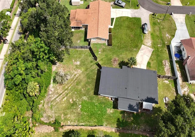 Photo 3 of Single family home for sale at 120 Kay Ln, Altamonte Springs, FL 32701 | MLS# O6435745 | Listing updated on 2026-10-06