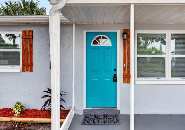 3rd image of 1446 Merrilon Dr, Holiday, FL 34691 | MLS# W7888829