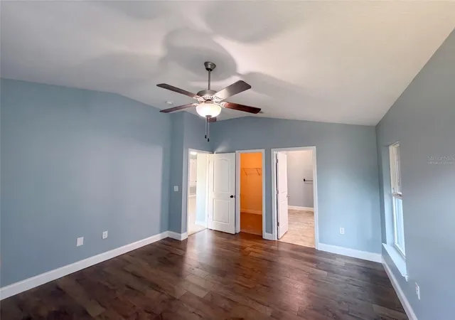 4th image of 1229 Longville Cir, Tavares, FL 32778 | MLS# O6435759