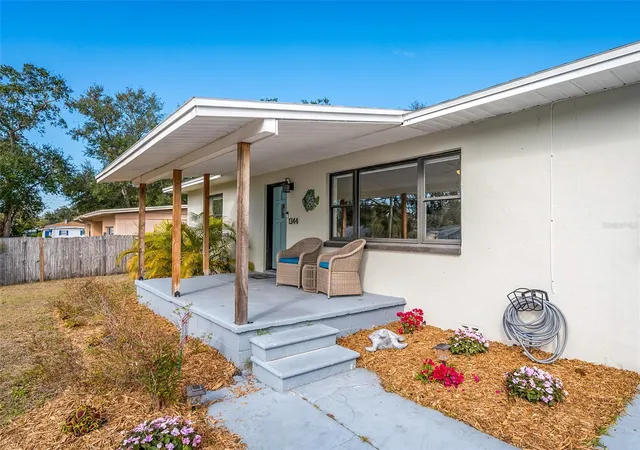 image of 1344 Springdale St, Clearwater, FL 33755 | MLS# N6145451