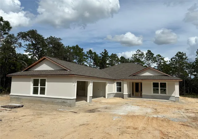 Single family home for sale at 8343 Sw 135Th Ave, DUNNELLON, FL 34432 | MLS# O6435766