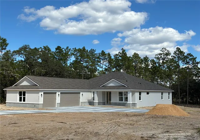 Single family home for sale at 8343 Sw 135Th Ave, DUNNELLON, FL 34432 | MLS# O6435766