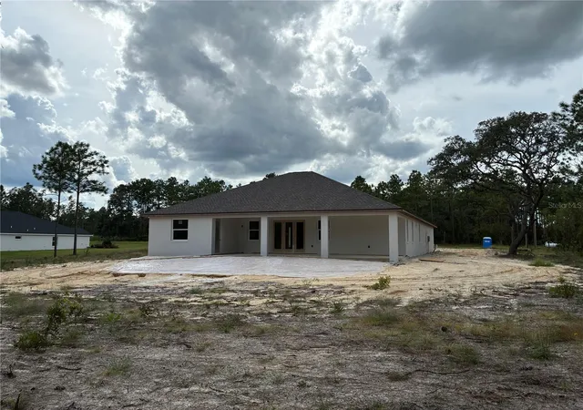 Photo 3 of Single family home for sale at 8343 Sw 135th Ave, Dunnellon, FL 34432 | MLS# O6435766 | Listing updated on 2026-10-08
