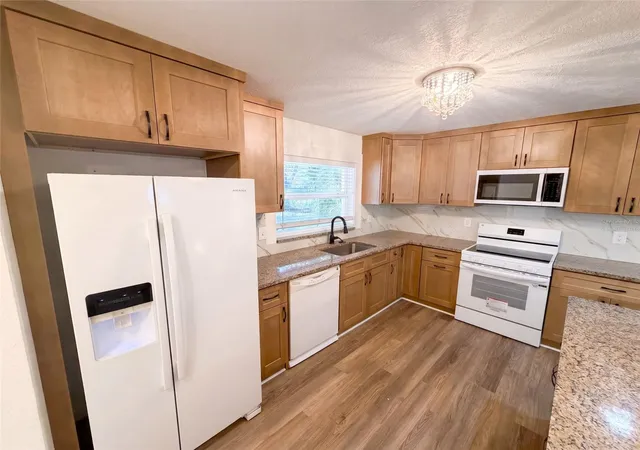 Photo 3 of Single family home for sale at 5122 Bay Blvd, Port Richey, FL 34668 | MLS# O6435777 | Listing updated on 2026-10-23