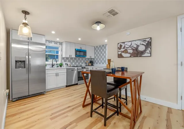 4th image of 4809 Thorpe Ave, Orlando, FL 32804 | MLS# O6435778