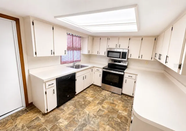 Photo 3 of Condo for sale at 3800 E Silver Springs Blvd #8, Ocala, FL 34470 | MLS# OM730885 | Listing updated on 2026-09-24