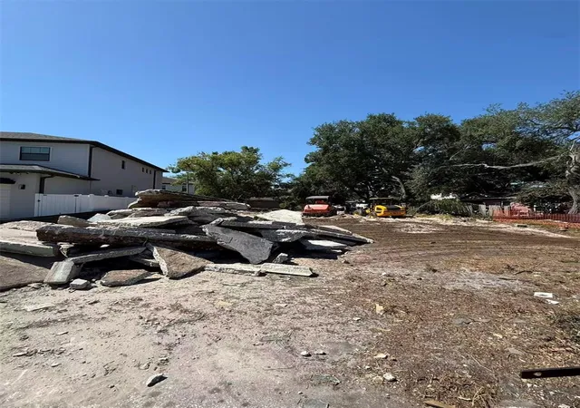 2nd image of 3412 W Alline Ave, Tampa, FL 33611 | MLS# TB8541432