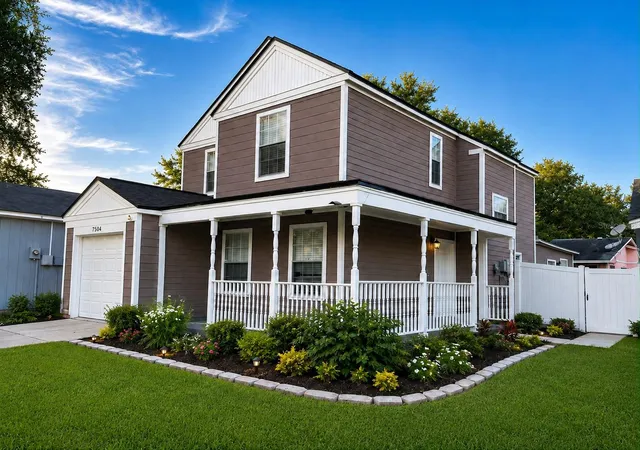 2nd image of 7504 Gadsden Dr, Tampa, FL 33637 | MLS# TB8541433
