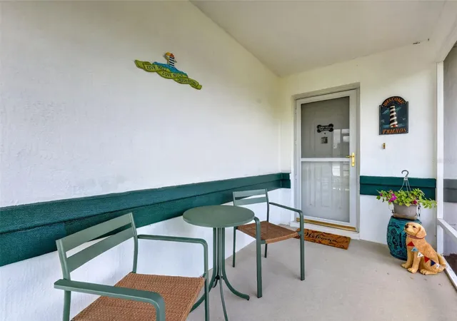 2nd image of 9940 Sw 61st Ter, Ocala, FL 34476 | MLS# OM730887